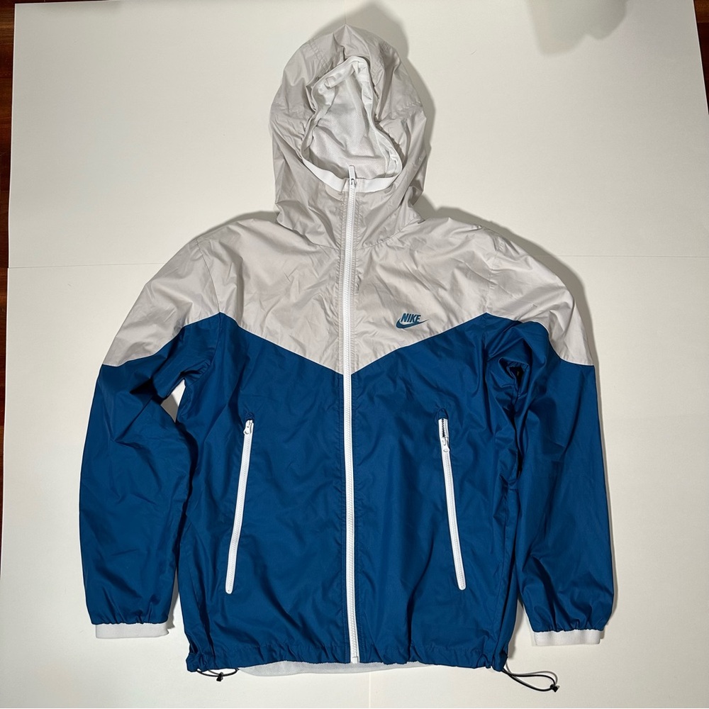 Nike Windbreaker Jacket – Medium | Blue & White | Hooded